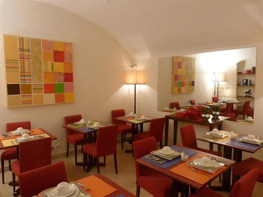 Hotel Maison Orphee 4*